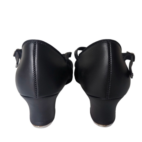 Capezio tap shoes 9 **NEW NEVER WORN** - Picture 3 of 9